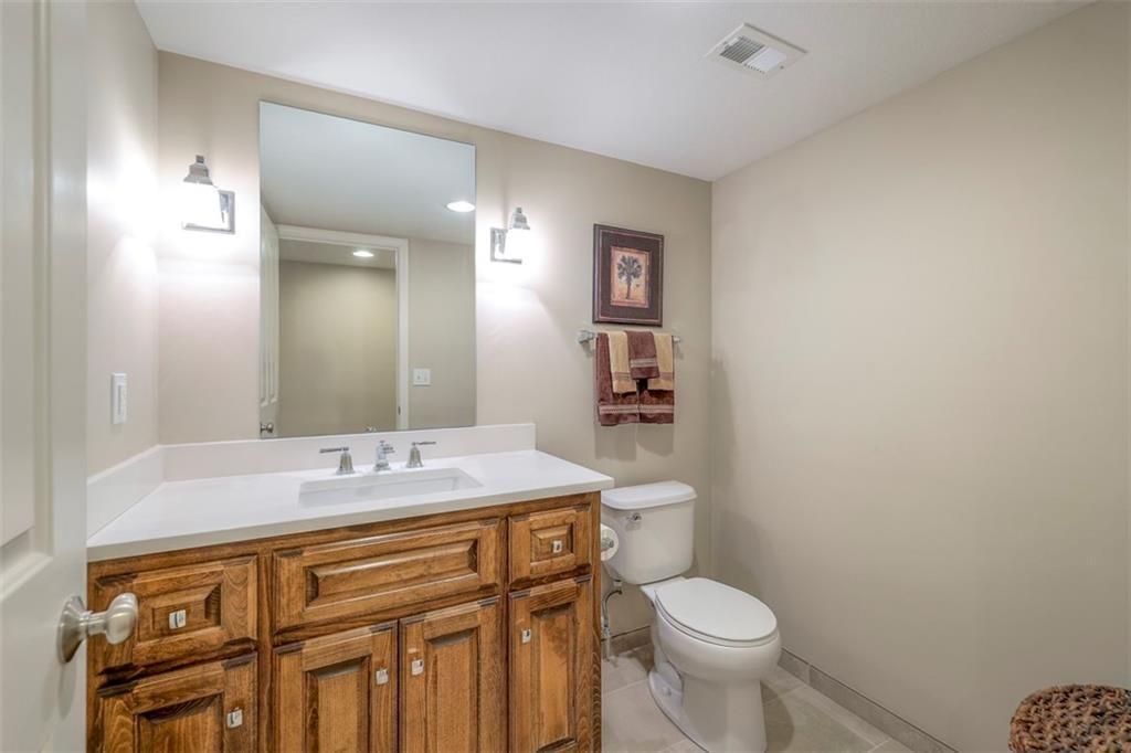 16141 Linden Street — photo 53