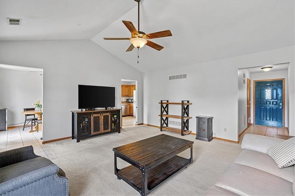 2110 Hidden Valley Drive — photo 11