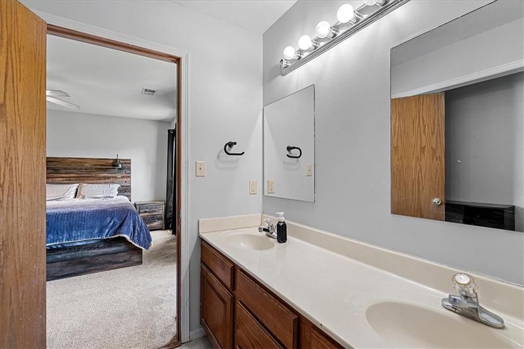 2110 Hidden Valley Drive — photo 14