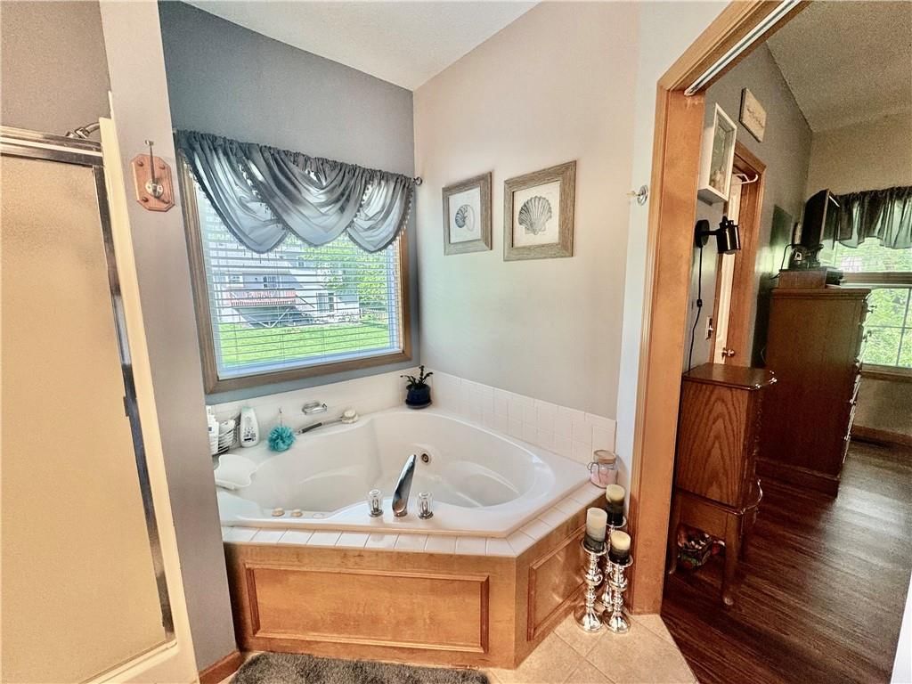 557 Crabapple Lane — photo 17
