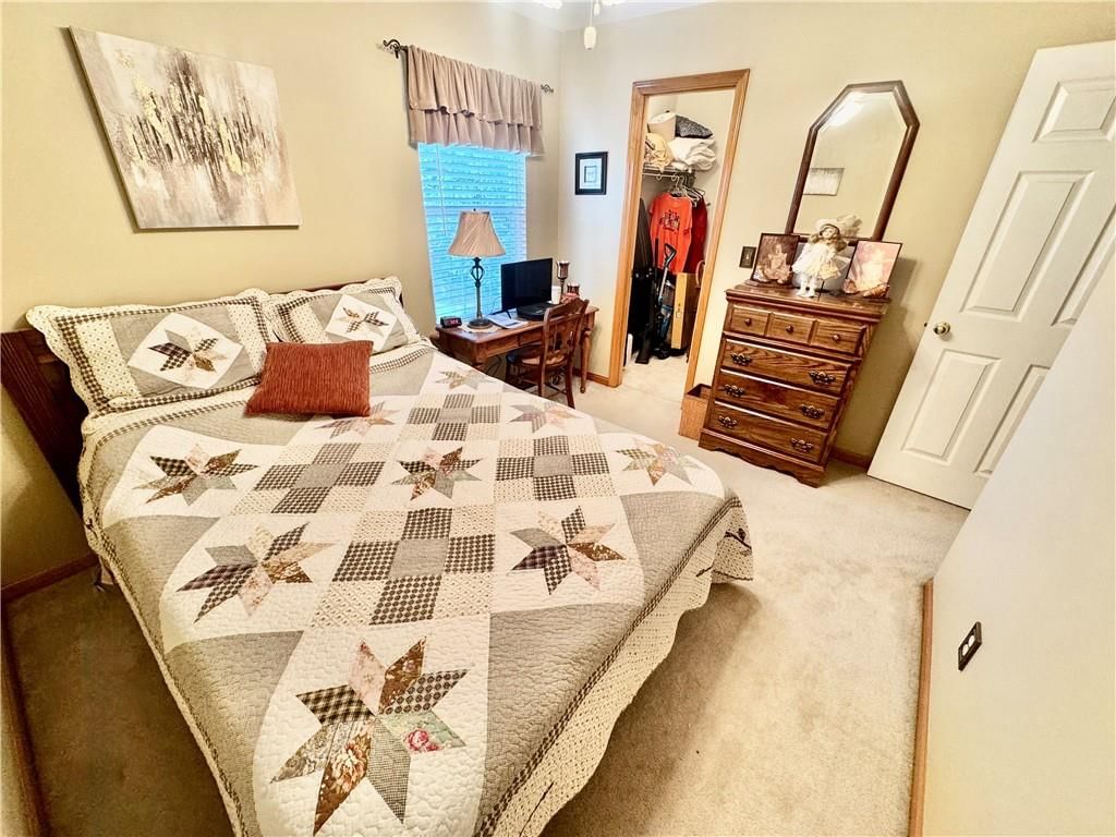 557 Crabapple Lane — photo 30