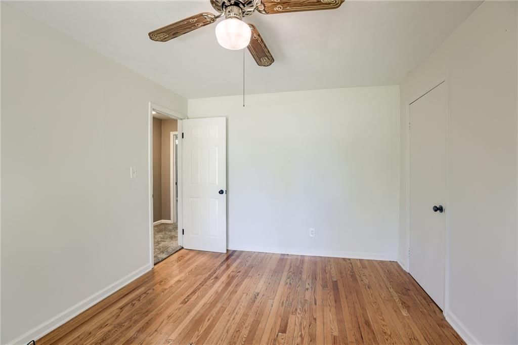 2413 Queen Ridge Drive — photo 13