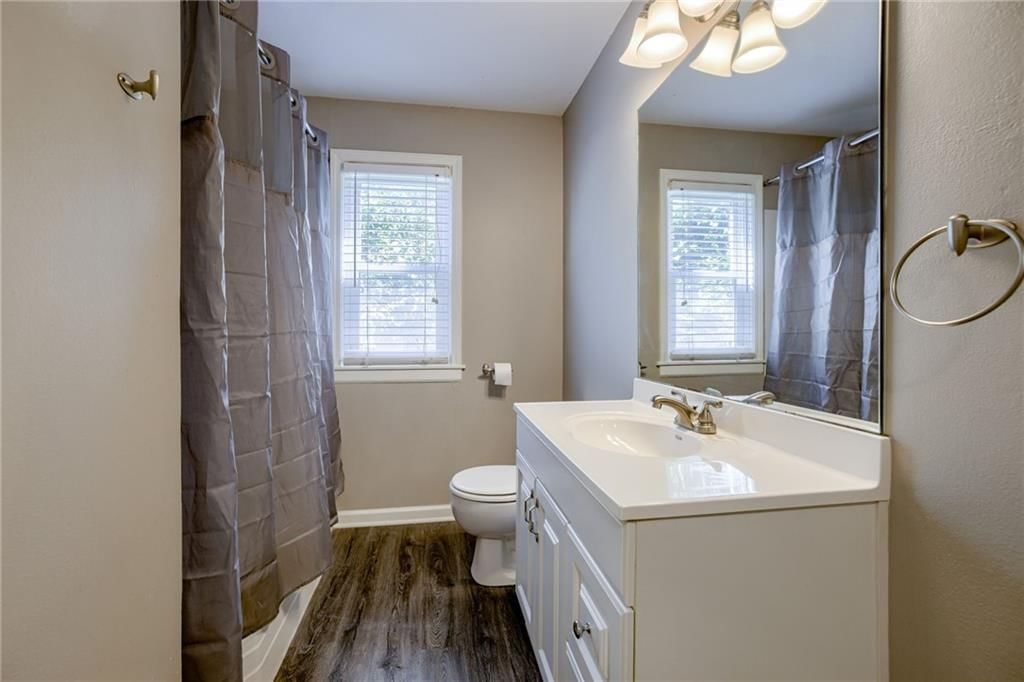 2413 Queen Ridge Drive — photo 14