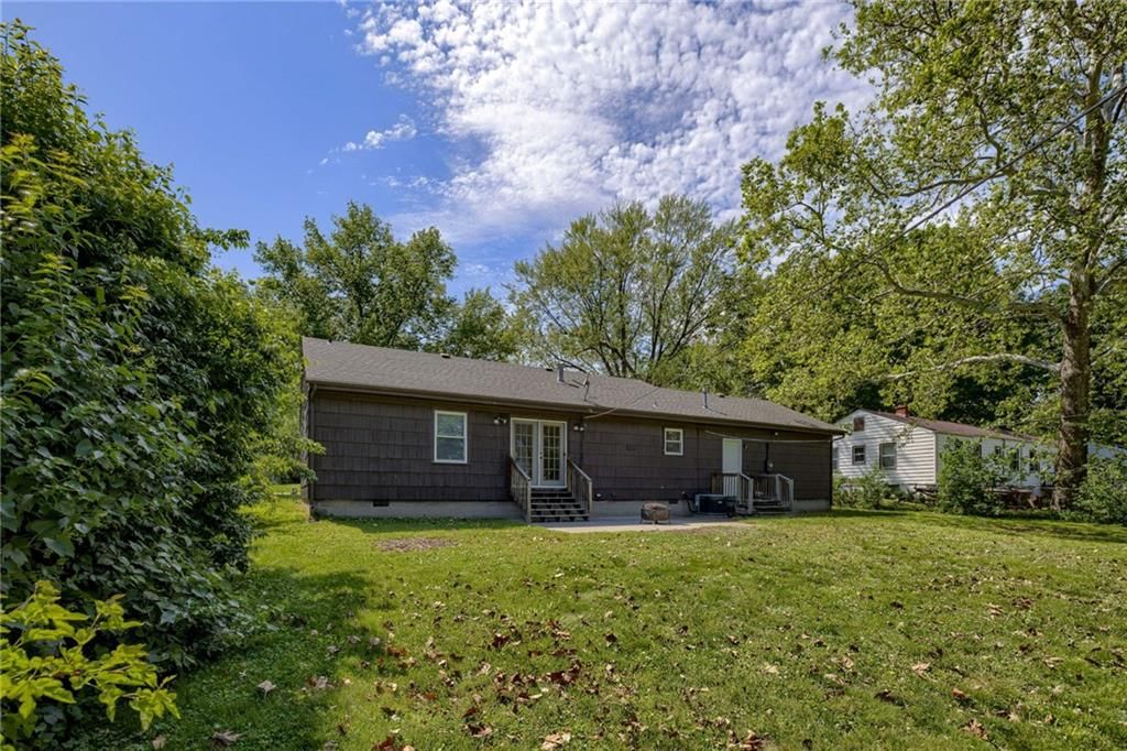 2413 Queen Ridge Drive — photo 21