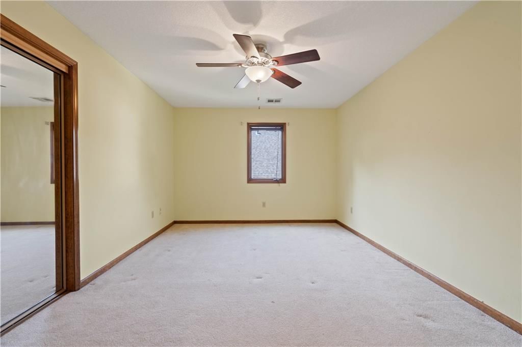 2020 NE Waterfield Drive — photo 20