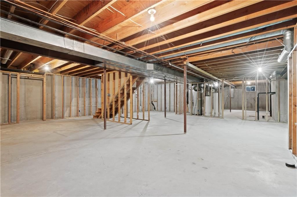 2020 NE Waterfield Drive — photo 25