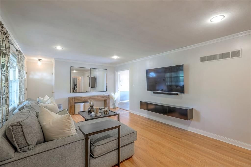 5805 N Belton Avenue — photo 7