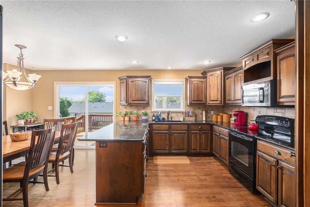 969 Clearview Drive — photo 11