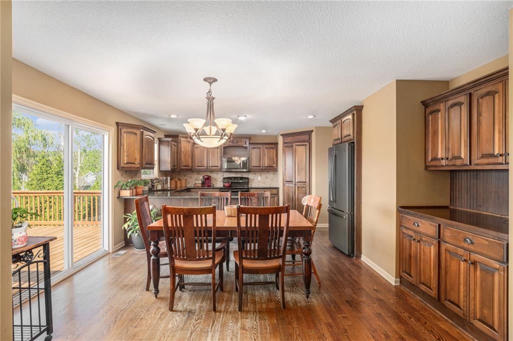 969 Clearview Drive — photo 9
