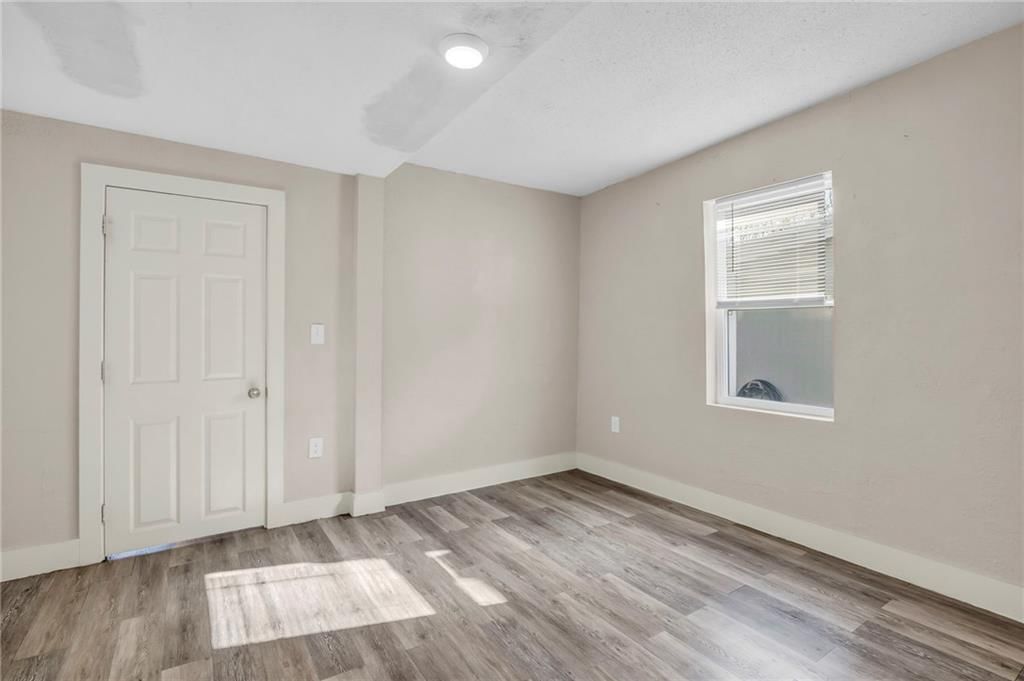313 E 2nd Street — photo 13