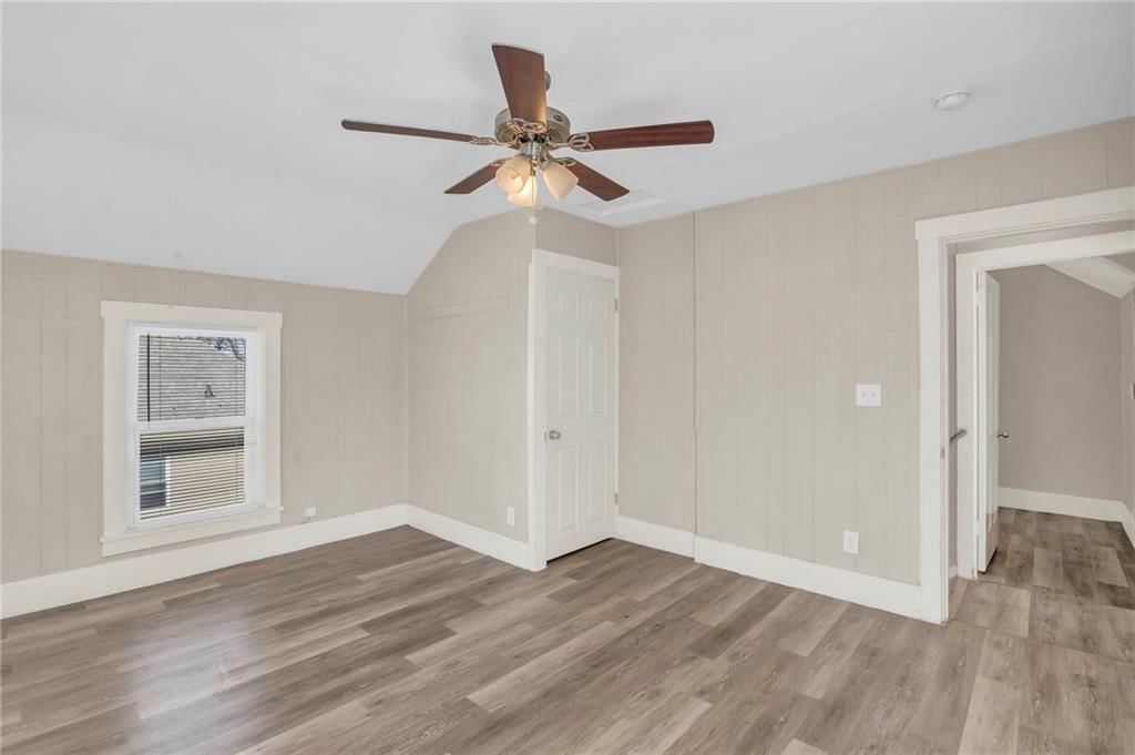 313 E 2nd Street — photo 19