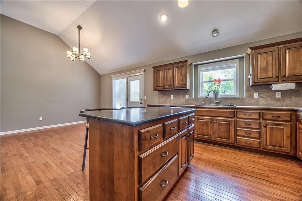 12201 Ewing Street — photo 11