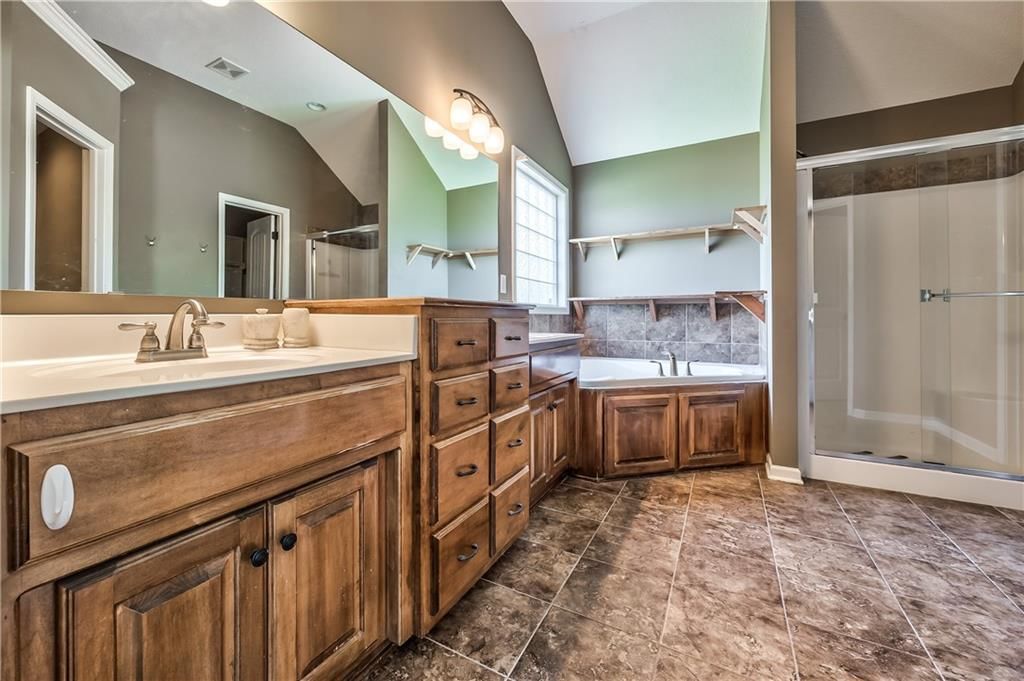 12201 Ewing Street — photo 15