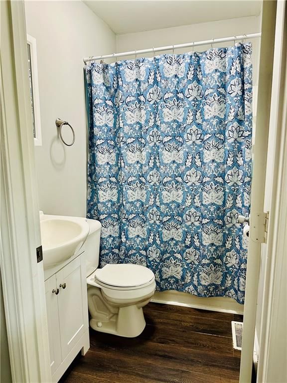 2701 Renick Street — photo 12