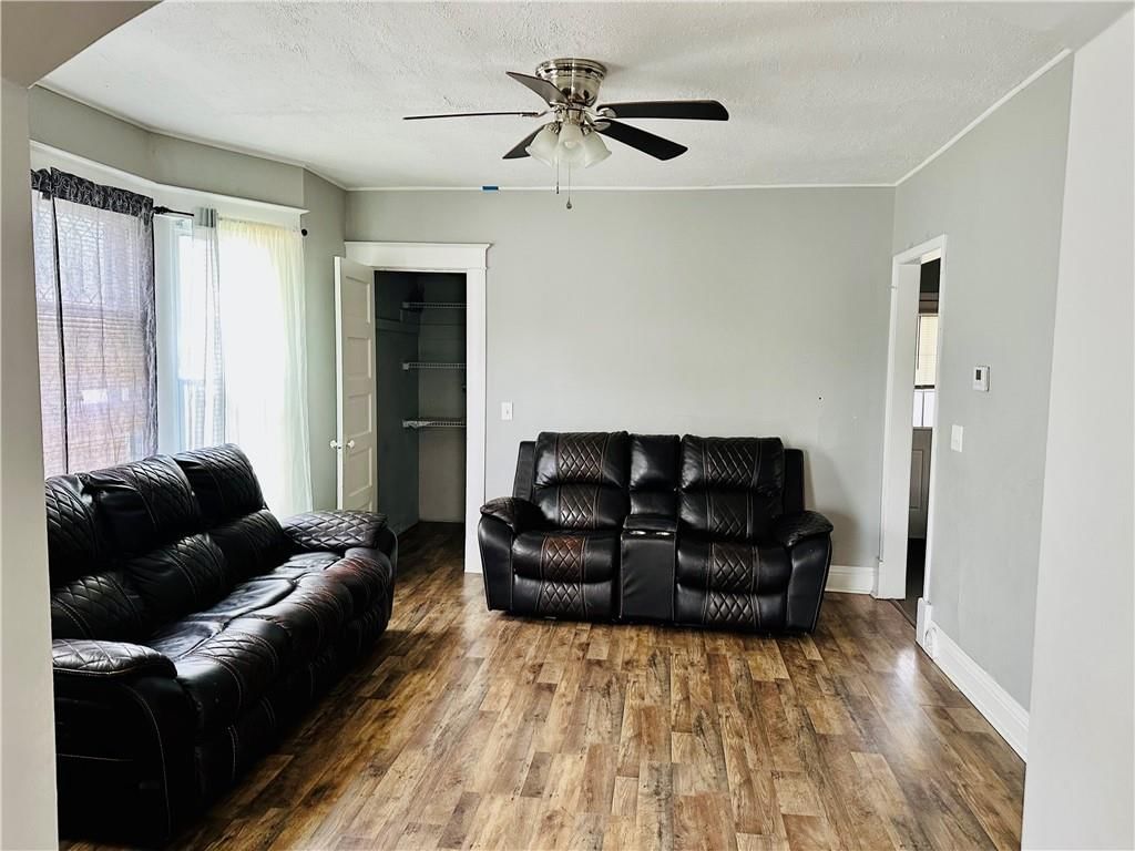 2701 Renick Street — photo 6