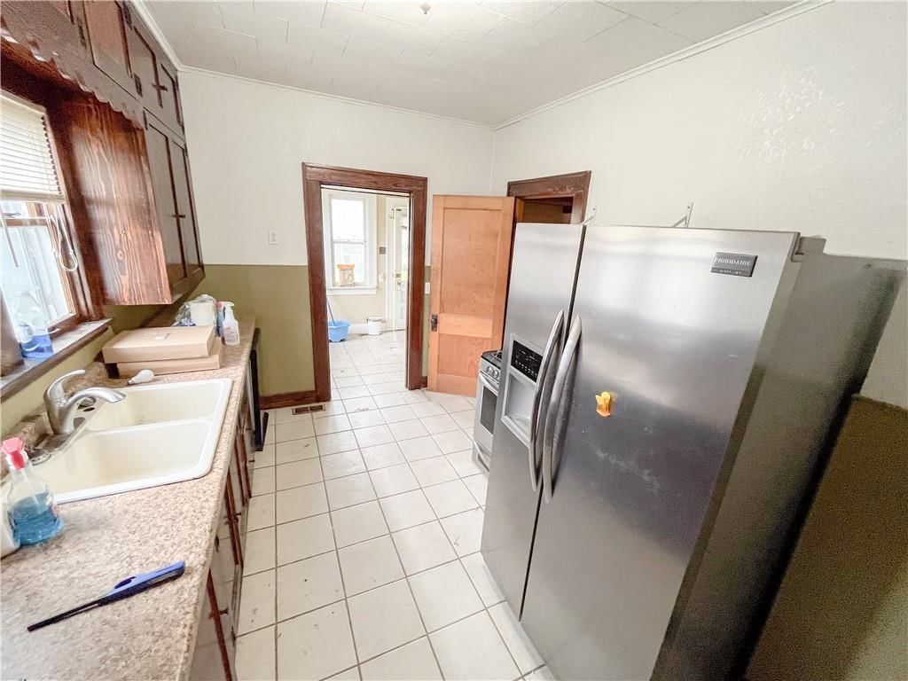 809 W Myrtle Street — photo 19