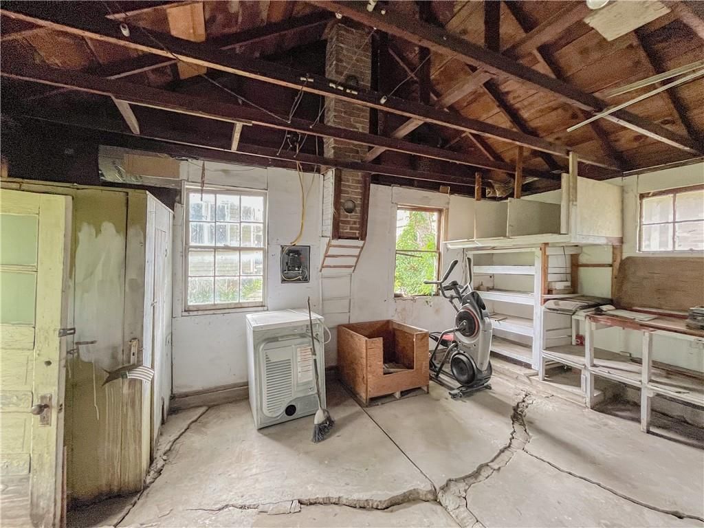 809 W Myrtle Street — photo 38