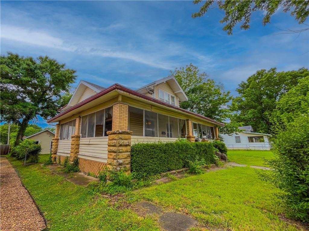 809 W Myrtle Street — photo 46