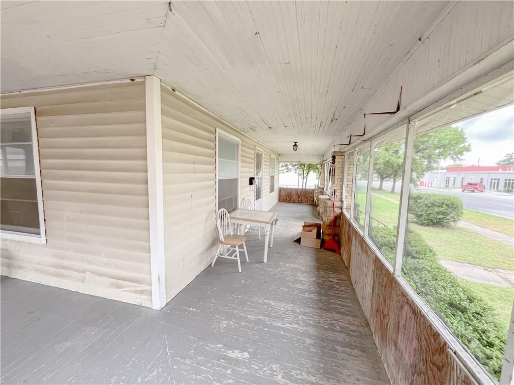 809 W Myrtle Street — photo 6