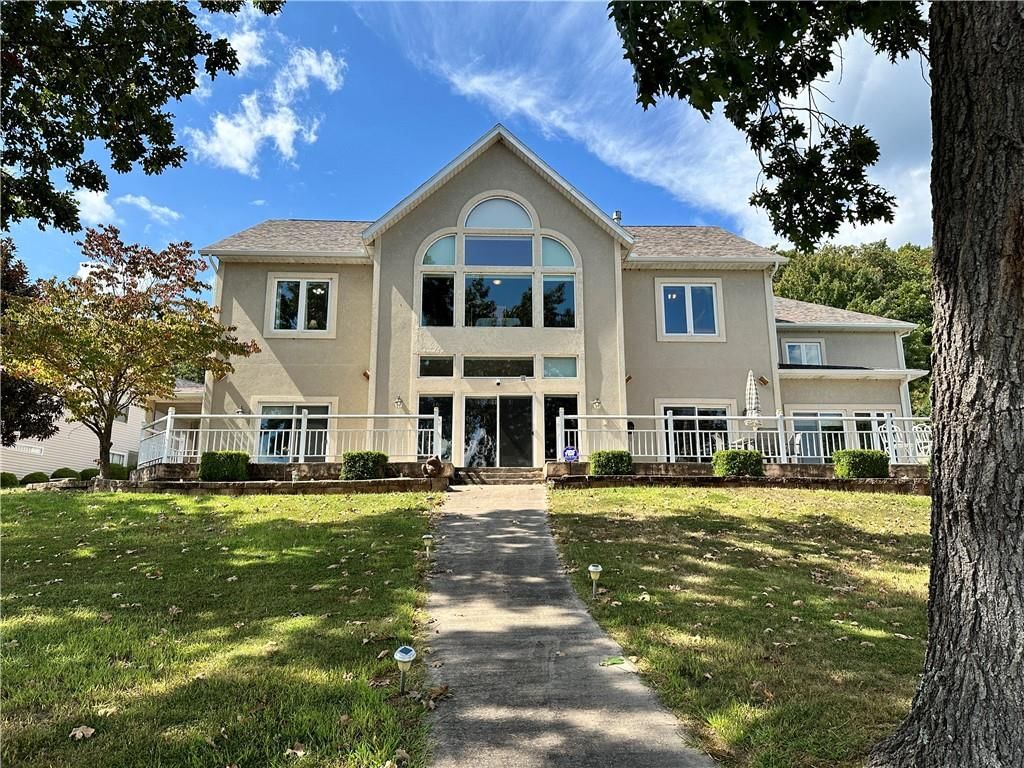 1582 Arrowridge Drive — photo 2
