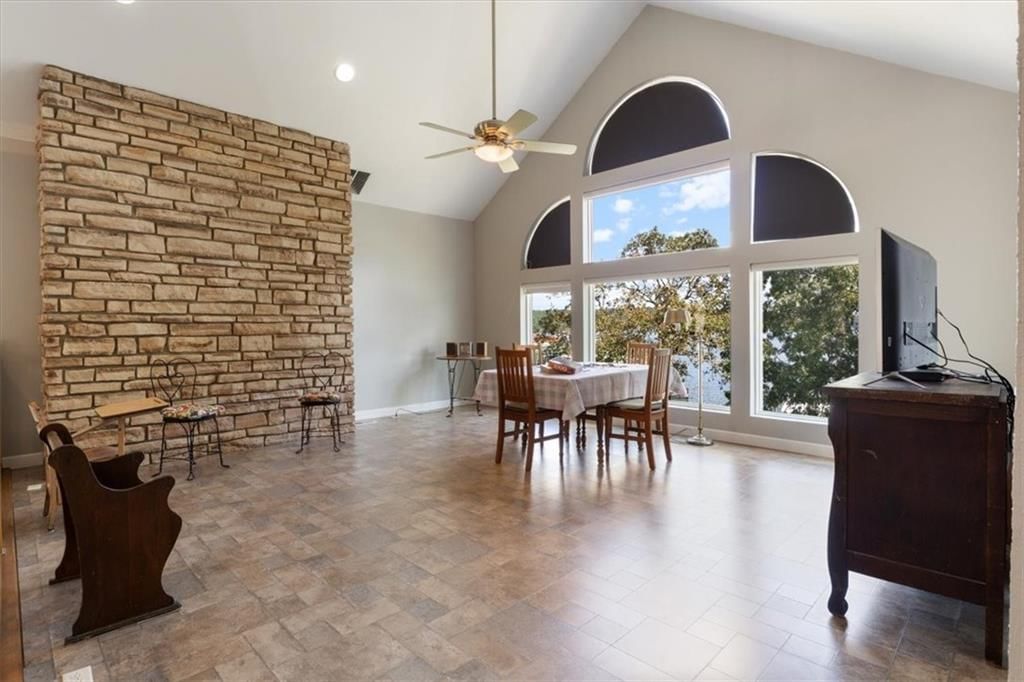 1582 Arrowridge Drive — photo 19