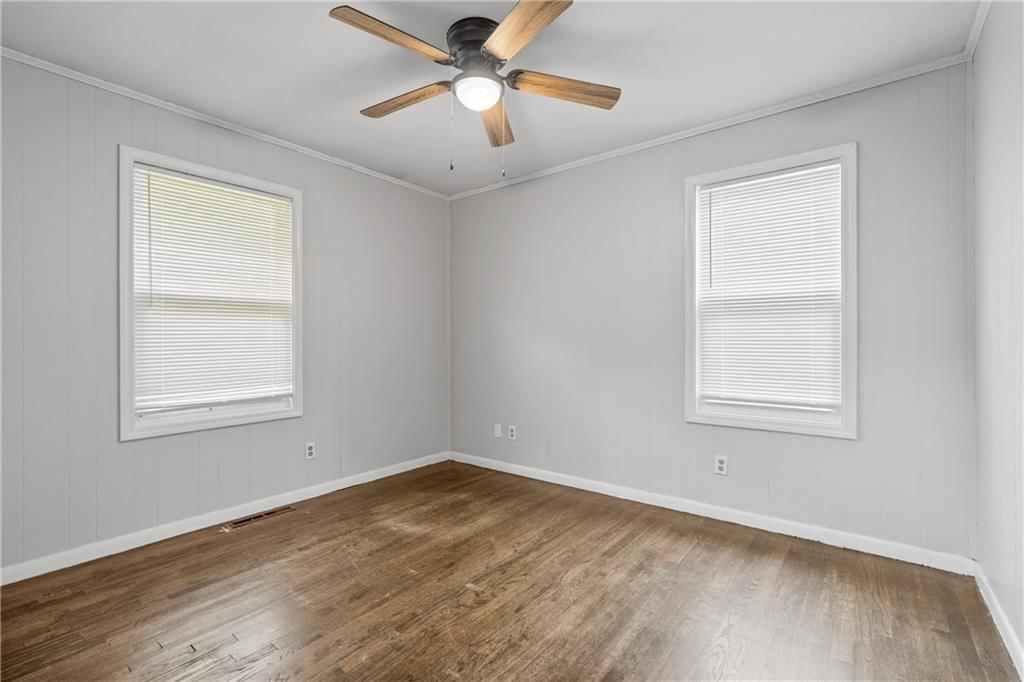 5910 Farley Avenue — photo 14