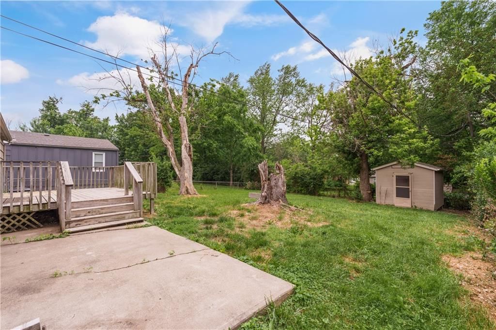5910 Farley Avenue — photo 18