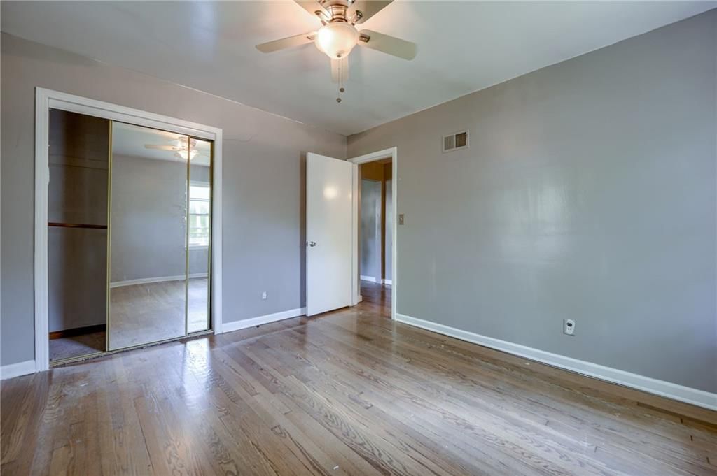 7631 Charlotte Street — photo 13
