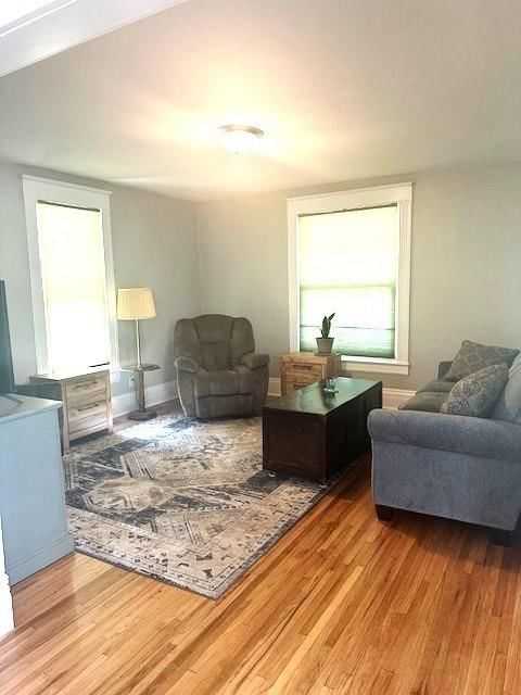 304 E Maple Street — photo 6