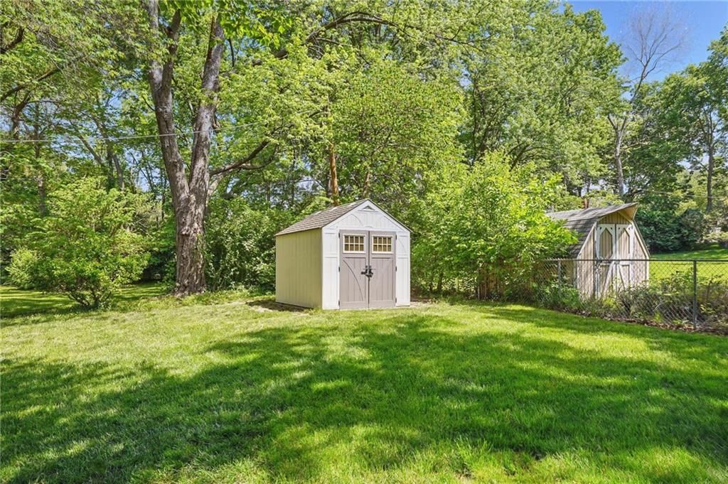 6817 N Bellefontaine Avenue — photo 41