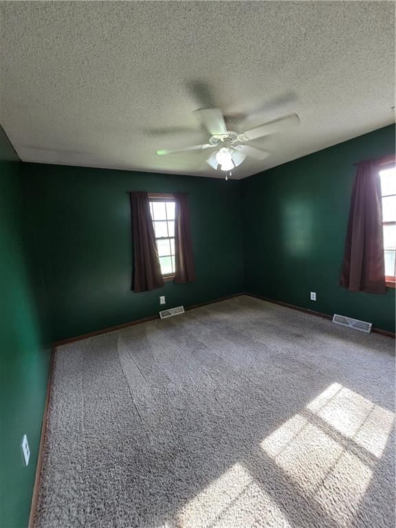 217 N Oak Street — photo 26