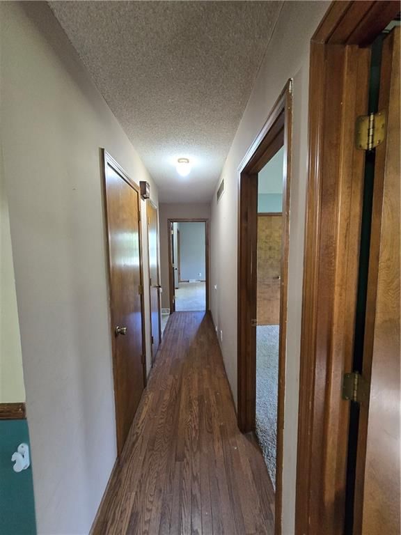 217 N Oak Street — photo 30