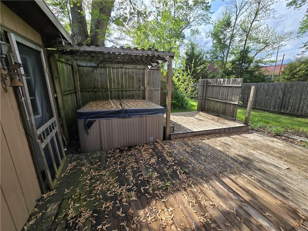 217 N Oak Street — photo 68