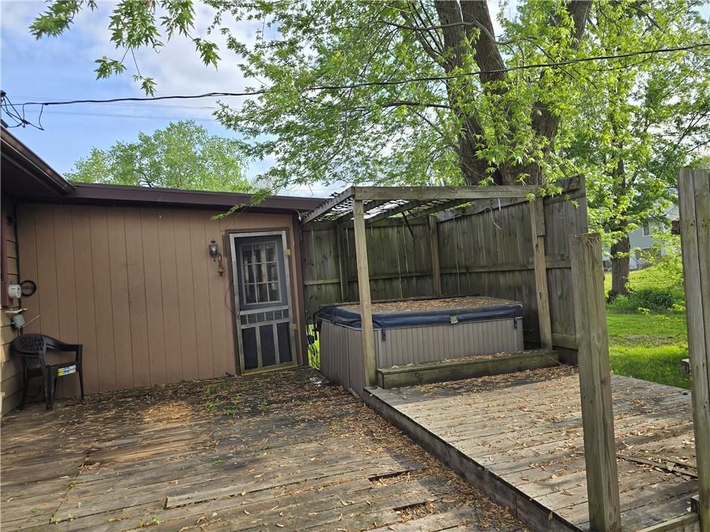 217 N Oak Street — photo 69