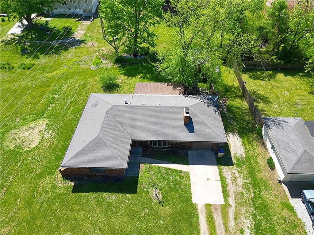 217 N Oak Street — photo 85