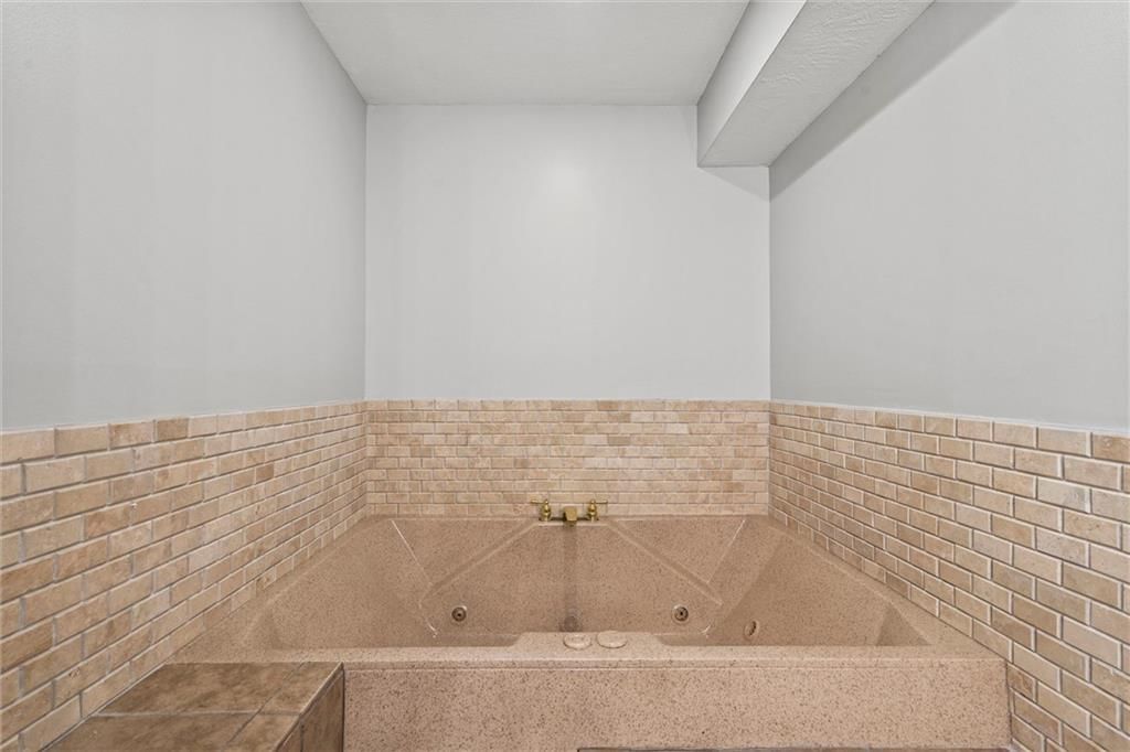 1036 NE Remington Court — photo 27