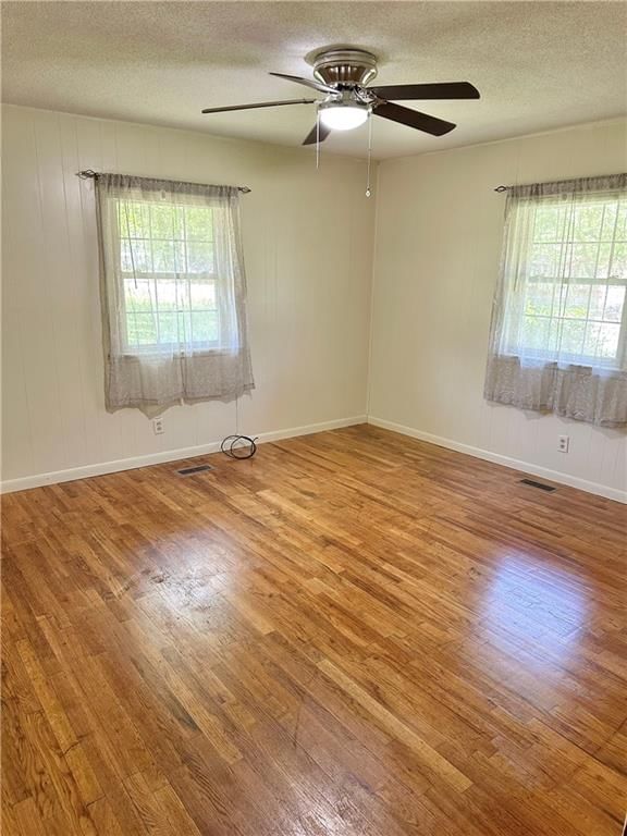 609 E Rose Lane — photo 18
