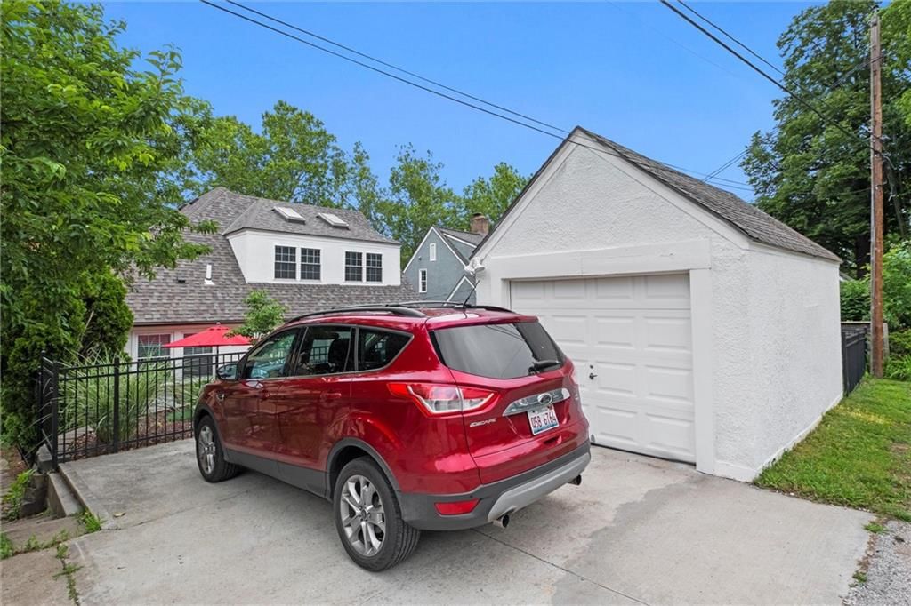 6637 Edgevale Road — photo 34