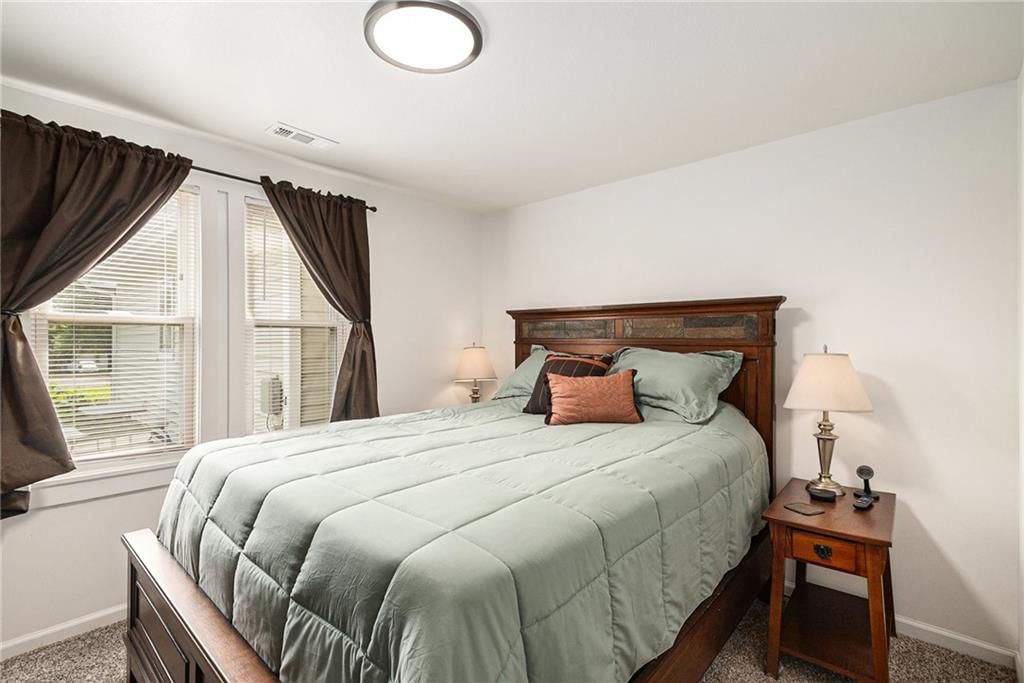 918 Birch Street — photo 11