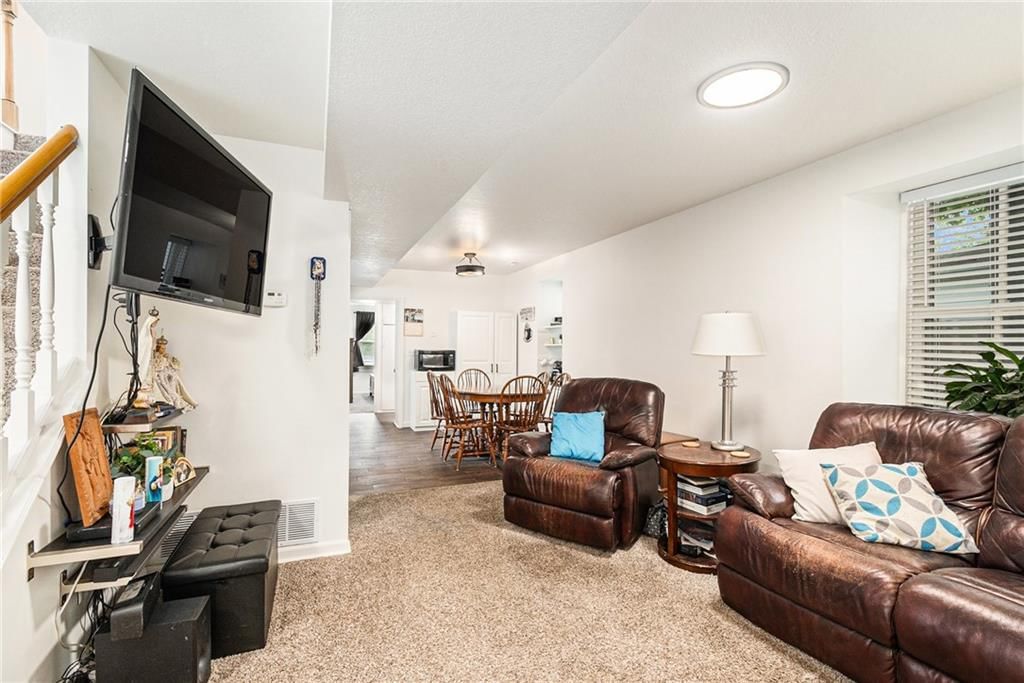 918 Birch Street — photo 5