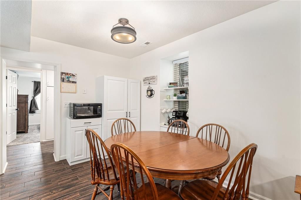 918 Birch Street — photo 10