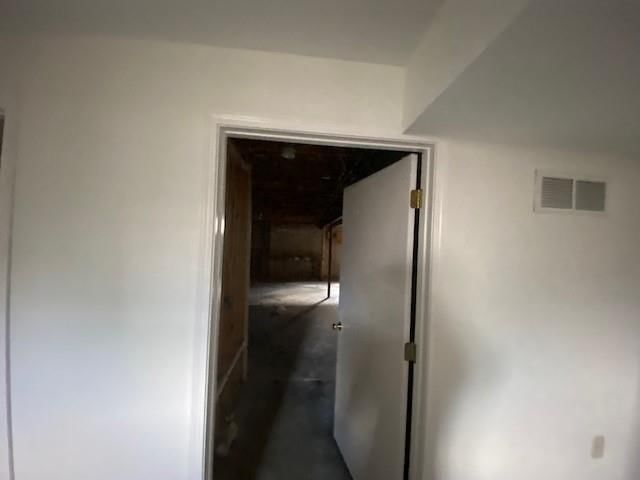 3885 SW Harbor Drive — photo 24