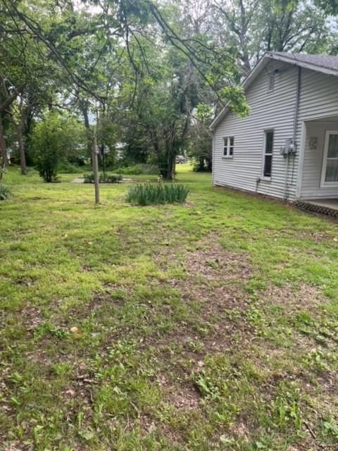327 N Spring Street — photo 6