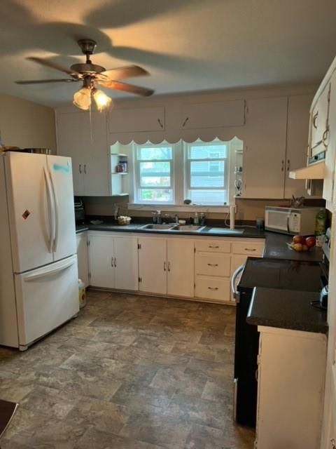 327 N Spring Street — photo 8