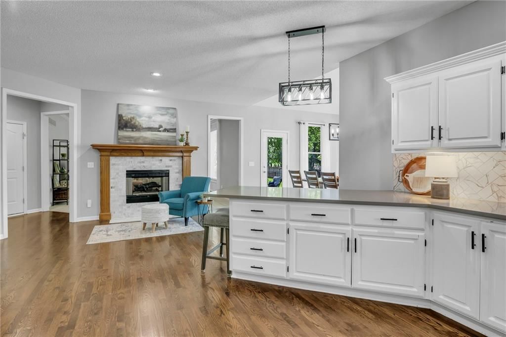 15915 W 161 Terrace — photo 12