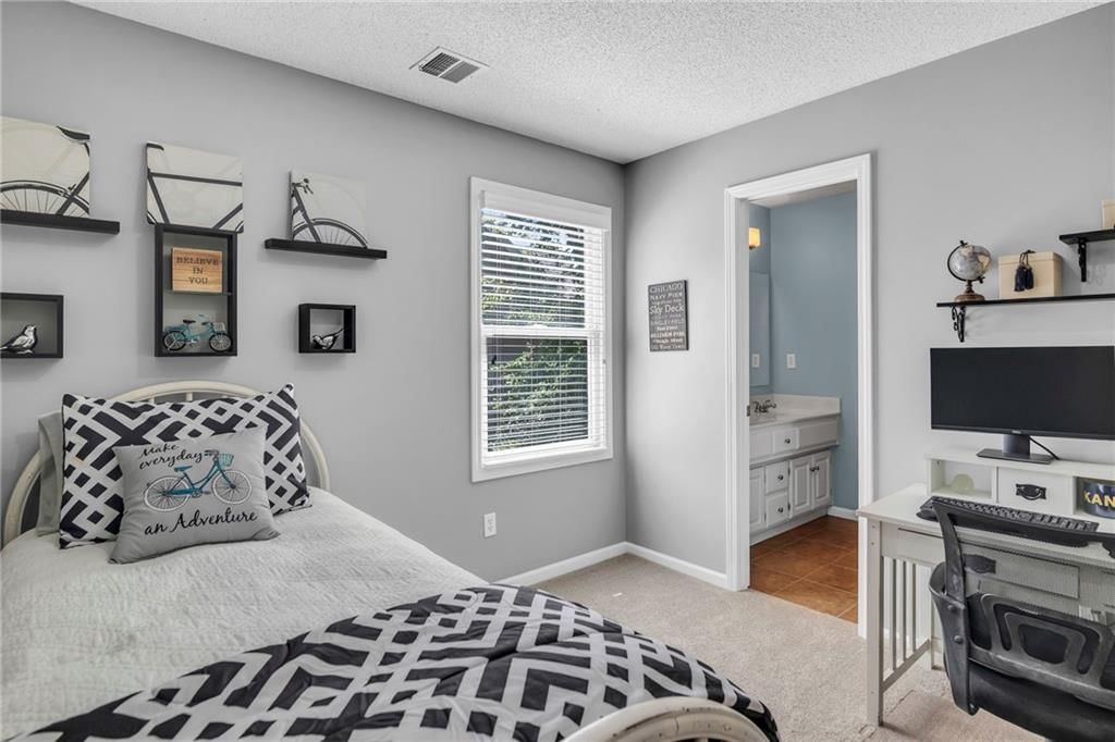 15915 W 161 Terrace — photo 28