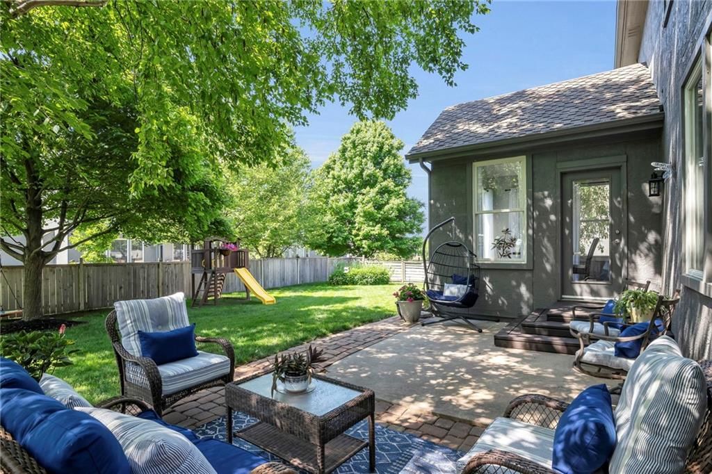 15915 W 161 Terrace — photo 31