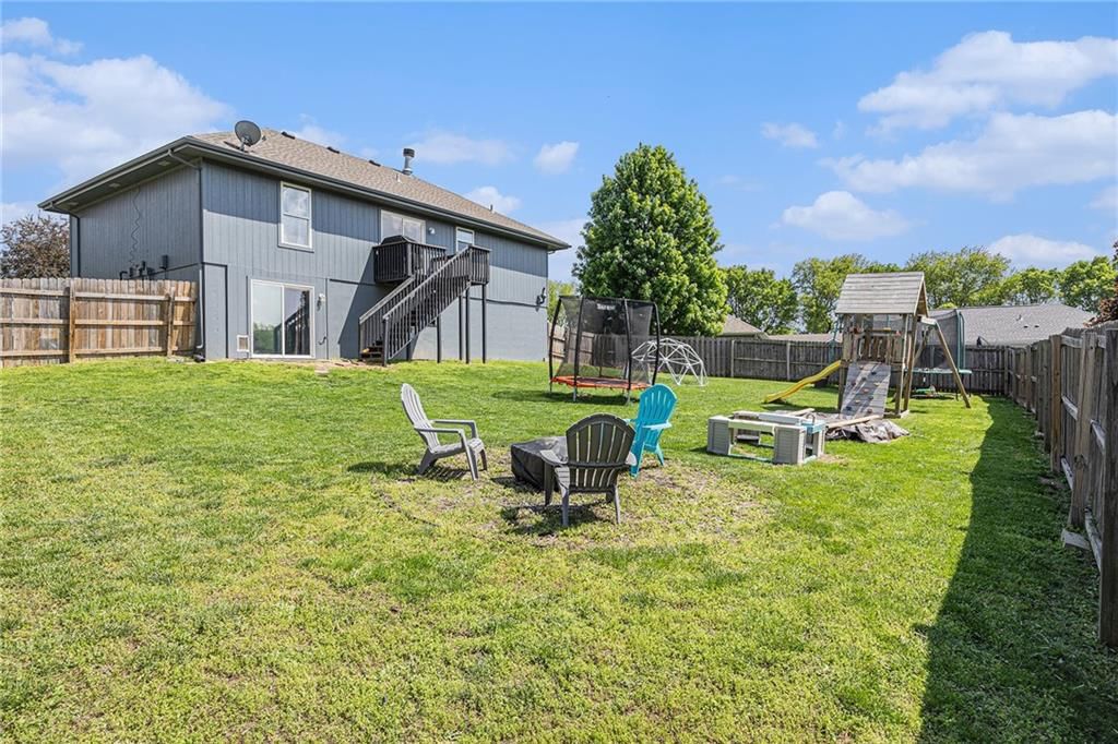 18604 Primrose Street — photo 28