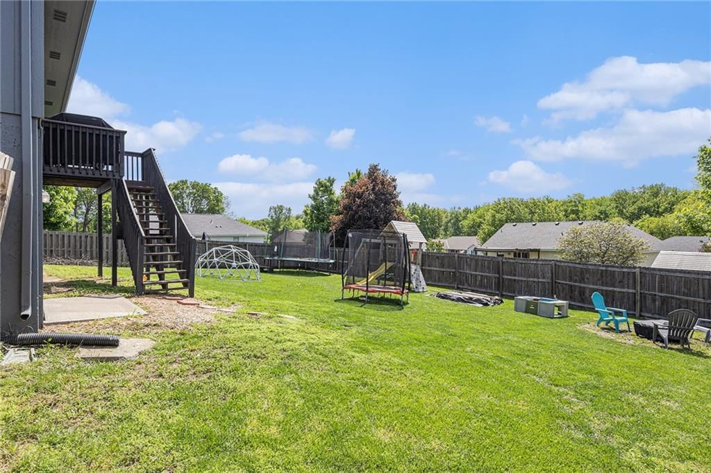 18604 Primrose Street — photo 30