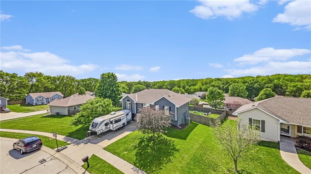 18604 Primrose Street — photo 32